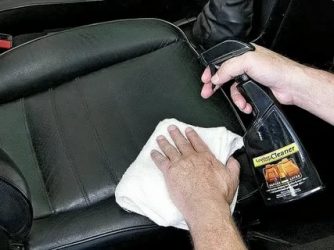 Чем почистить кожу в автомобиле?