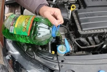 Для чего нужна незамерзайка в машине?