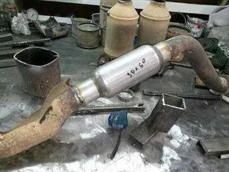 Для чего удаляют катализатор на автомобиле?