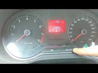 Как настроить часы фольксваген поло седан?