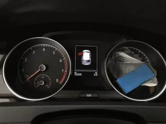 Как отполировать приборную панель автомобиля?