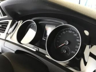 Как отполировать приборную панель автомобиля?