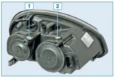 Как отрегулировать фары на приоре?