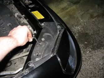 Как отрегулировать фары на приоре?