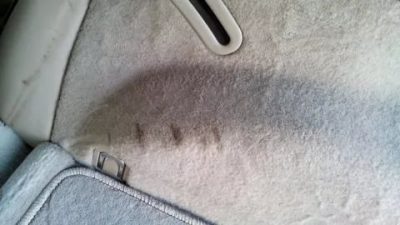 Как почистить обшивку салона автомобиля своими руками?