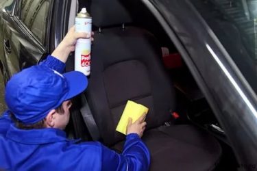 Как почистить обшивку салона автомобиля своими руками?