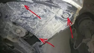 Как поменять противотуманную лампочку на шевроле круз?