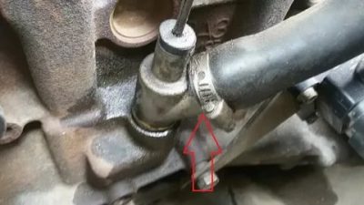 Как поменять сапун на приоре?