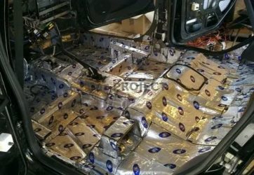 Как правильно клеить виброизоляцию в авто?