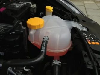 Как растопить ЛЕД в бачке омывателя автомобиля?