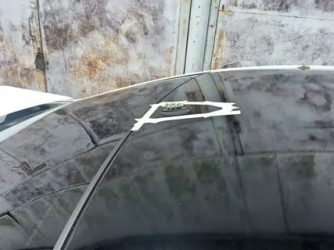 Как снять плавник с крыши автомобиля?