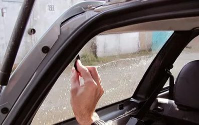 Как удалить старую тонировку со стекла автомобиля?