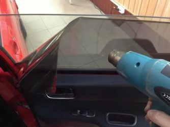 Как удалить старую тонировку со стекла автомобиля?