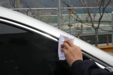 Как установить дефлекторы на окна автомобиля?