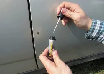 Как устранить сколы на авто своими руками?
