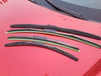 Как выбрать щетки для лобового для автомобиля?