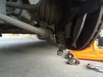 Как заменить шаровую опору на приоре?