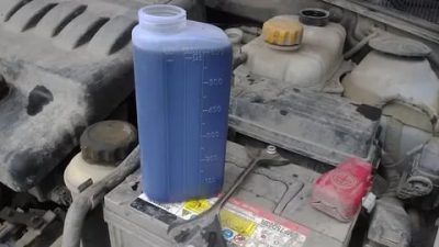 Какая тормозная жидкость заливается в шевроле лачетти?