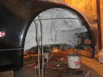 Какой мастикой лучше обработать арки автомобиля?