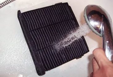 Можно ли помыть салонный фильтр и использовать?