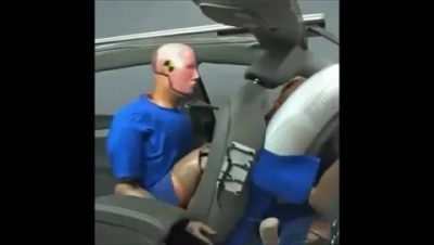 Нужно ли пристегиваться на площадке?