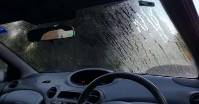 Потеет лобовое стекло изнутри что делать?
