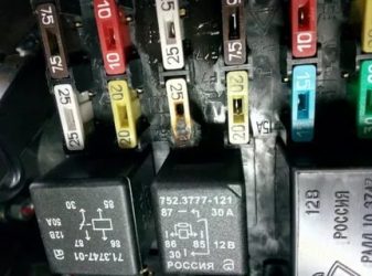 Предохранитель регулировки зеркал нива шевроле