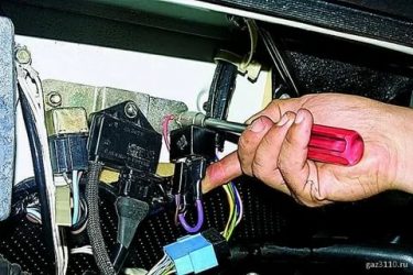 Реле стартера газель 402 где находится?